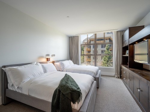 33-4617 Blackcomb Way, Whistler, BC 