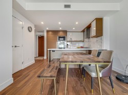 17xx-4360 Beresford Street Burnaby, BC V5H 0G2