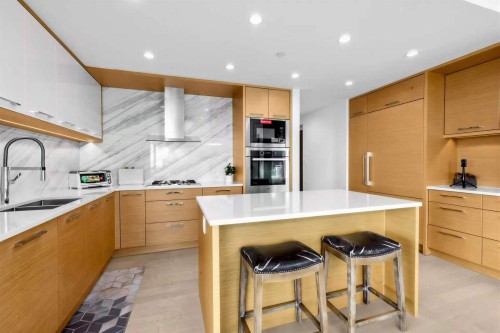 25XX-4360 Beresford Street , Burnaby, BC V5H 0G2 5