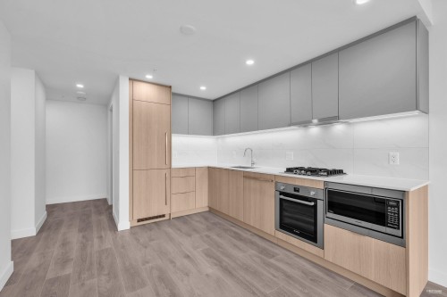 21XX-318 Alderson Avenue , Coquitlam, BC V3K 1T2 2