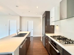 712-1777 th Ave WVancouver, BC V6J 0E5