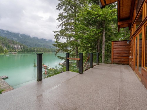 9297 Lakeshore Drive, Whistler, BC 