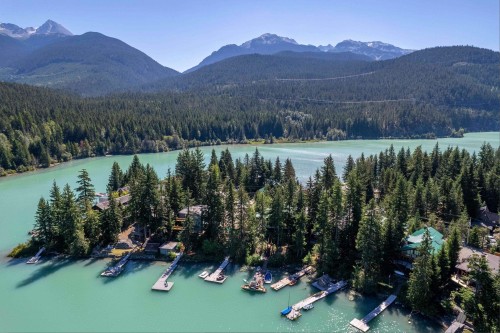 9297 Lakeshore Drive, Whistler, BC 