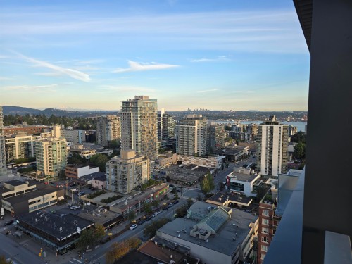 2202-128 W 15th Street , North Vancouver, BC V7M 1R5 2
