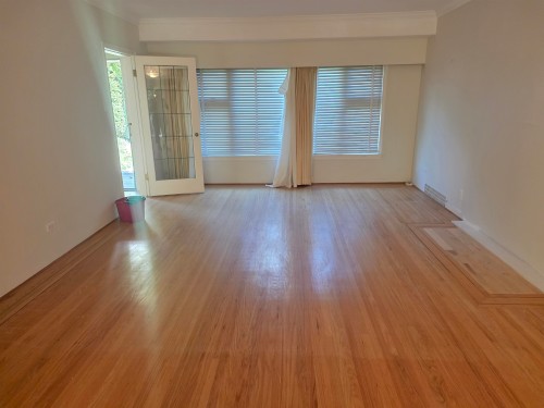 6049 Dunbar Street , Vancouver, BC V6N 1W8 5