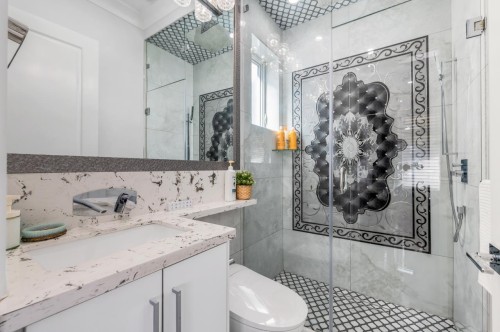3419 48Th Avenue E, Vancouver, BC 