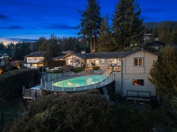 4570 Woodgreen Court  West Vancouver, BC V7S 2V7