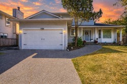 1328 Honeysuckle Lane Coquitlam, BC V3E 2K2