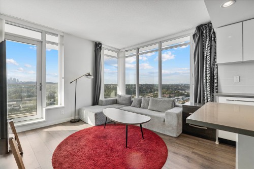 3703-2388 Madison Avenue  Burnaby, BC V5C 0K8