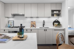 208-1680 12th Avenue E Vancouver, BC V5N 2A3