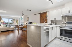 305-1707 Charles Street Vancouver, BC V5L 2T6