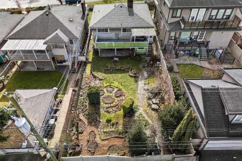 3281 2Nd Avenue E, Vancouver, BC 