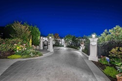 839 Eyremount Drive  West Vancouver, BC V7S 2A8