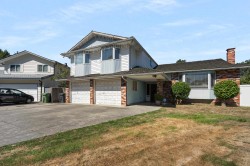 8611 Rideau Drive  Richmond, BC V7A 4M6