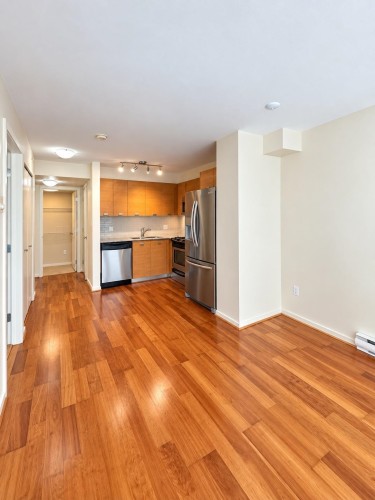 205-2483 Spruce Street , Vancouver, BC V6H 4J2 4