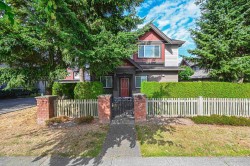 27-9699 Sills Avenue  Richmond, BC V6Y 0C8