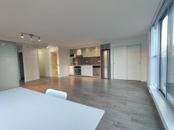 511-168 Powell Street Vancouver, BC V6A 0B2
