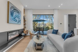 1-4150 14th Avenue W Vancouver, BC V6R 2X5