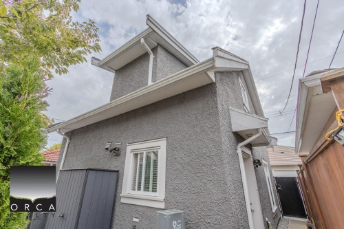 2570 E 2Nd Avenue, Vancouver, BC 