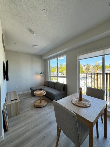 410-110 17th Street E, North Vancouver, BC V7L 0K4 3