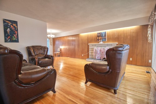 Top-904 52nd Avenue E, Vancouver, BC V5X 1H2 2