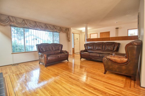 Top-904 52nd Avenue E, Vancouver, BC V5X 1H2 3