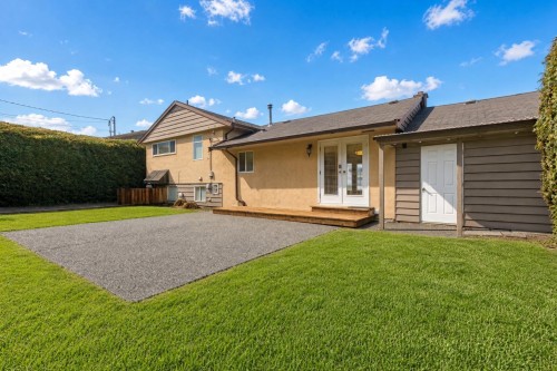 4128 Canterbury Crescent , North Vancouver, BC V7R 3N5 2
