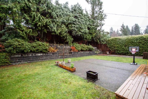 4128 Canterbury Crescent , North Vancouver, BC V7R 3N5 5