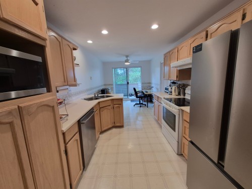 26-19060 Ford Road , Pitt Meadows, BC V3Y 2M2 4