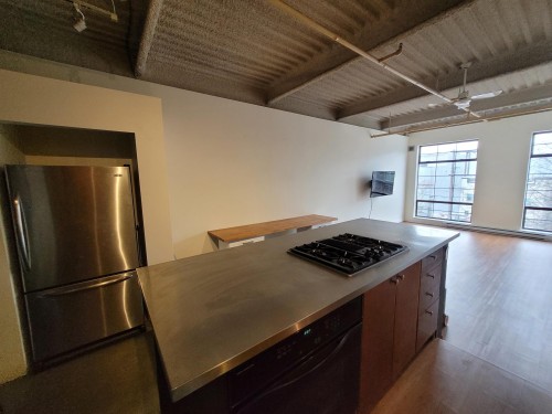217-237 4th Avenue E, Vancouver, BC V5T 4R4 3
