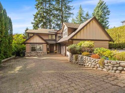 4047 Woodbury Avenue  North Vancouver, BC V7N 3N4