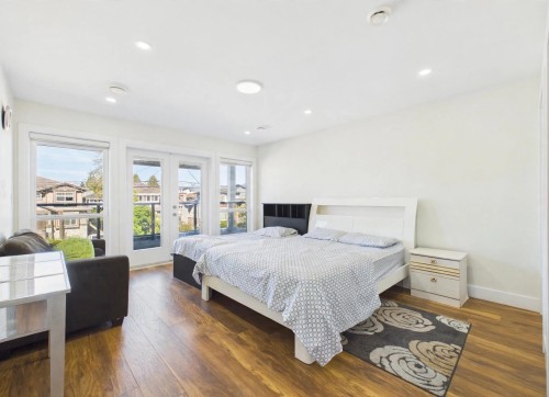 7830 16Th Avenue, Burnaby, BC 
