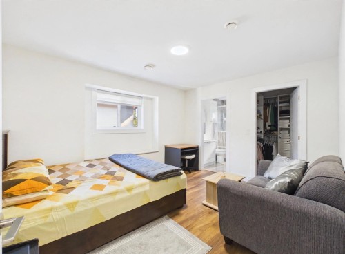 7830 16Th Avenue, Burnaby, BC 
