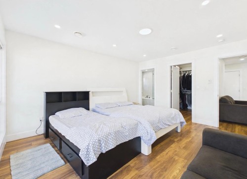 7830 16Th Avenue, Burnaby, BC 