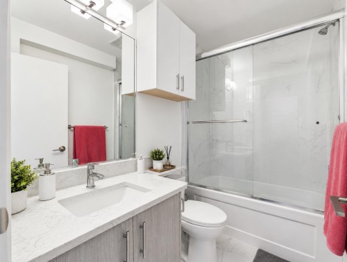 7830 16Th Avenue, Burnaby, BC 