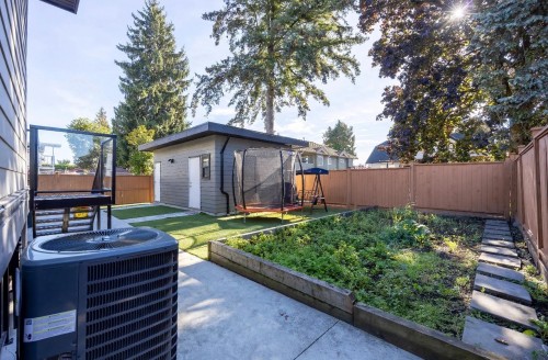 7830 16Th Avenue, Burnaby, BC 