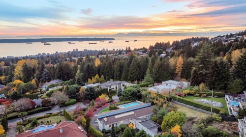 1035 King Georges Way  West Vancouver, BC V7S 1S6
