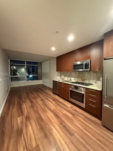 3333 Sexsmith Road , Richmond, BC V6X 0R7 2
