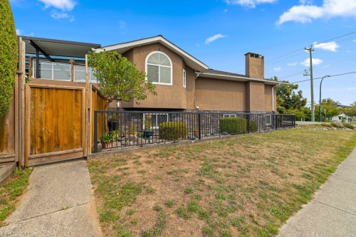 2515 45Th Avenue E, Vancouver, BC 