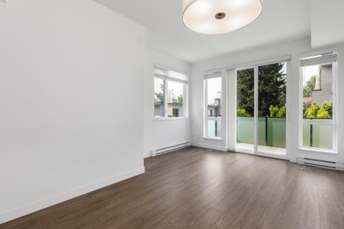 210-6533 Mckay Avenue , Burnaby, BC V5H 2V5 3