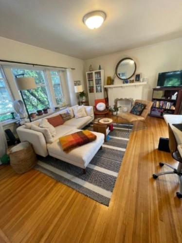 5-1086 10th Avenue W, Vancouver, BC V6H 1H8 2