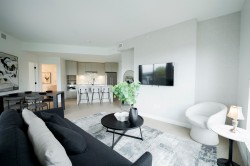 360-422 3rd Street ENorth Vancouver, BC V7L 0K1