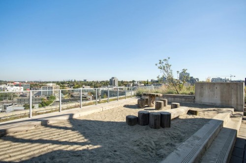 920-180 2nd Avenue E, Vancouver, BC V5T 0K4 5
