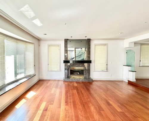 883 52 Avenue W, Vancouver, BC V6P 1G9 5