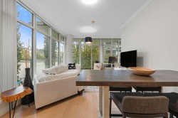 211-185 Victory Ship Way  North Vancouver, BC V7L 0G2