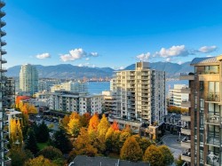 1006-175 2nd Street North Vancouver, BC V7M 0A5