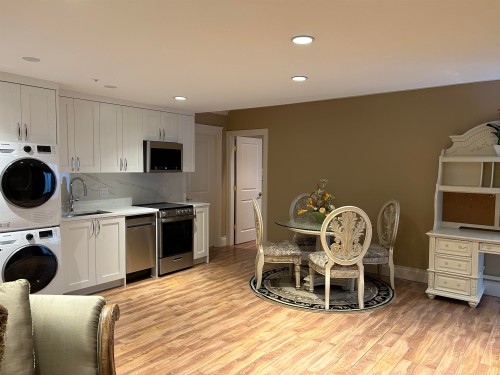 19xx Matthew Avenue , Vancouver, BC V6J 2T7 5
