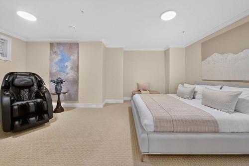 1568 32Nd Avenue W, Vancouver, BC 