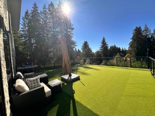 2425 Leggett Drive , Anmore, BC V3H 4W9 3