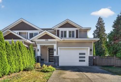 12080 193a Street Pitt Meadows, BC V3Y 1J1